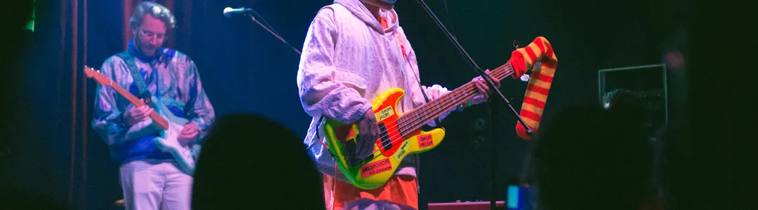 MonoNeon
