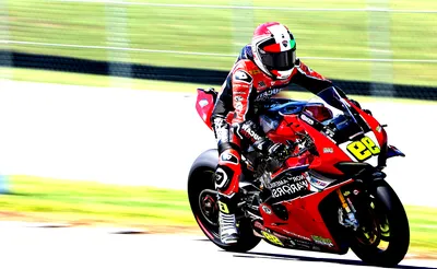 MotoAmerica Superbikes