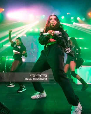 Tinashe Oakland